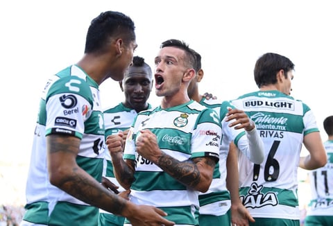 Santos se impone en casa a Chivas en la jornada 1
