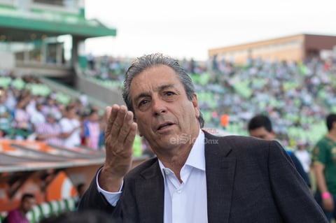 Santos se impone en casa a Chivas en la jornada 1