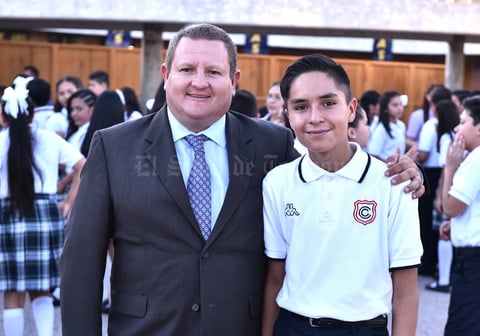20072019 CEREMONIA DE GRADUACIóN.  Antonio y Toño Zorrilla.