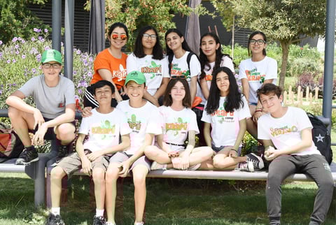 Paola, Jaqueline, Marifer, Myriam, Regina, Ángela, Sofía, Martín, Patricio, Ramdane y Carlos
