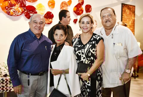 Ricardo y Cecilia Cisneros, César y Rocío Villalobos