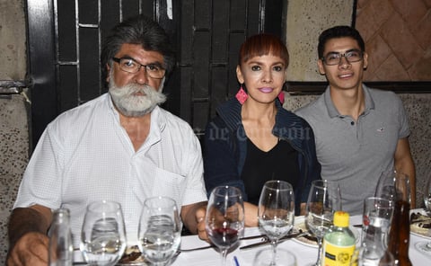 23072019 Othón Gittins G., Rosa María y Omar Gittins.