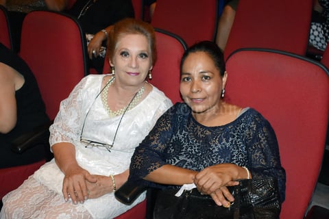 23072019 Socorro y Martina.