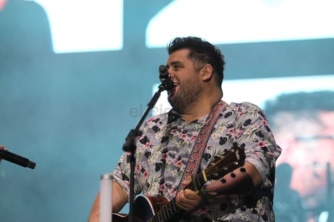 Luego de interactuar con el público duranguense, Román, Melissa y Pablo, continuaron por el viaje de sus éxitos con 'Viene y va', 'Se que te vas', 'Y ya'.