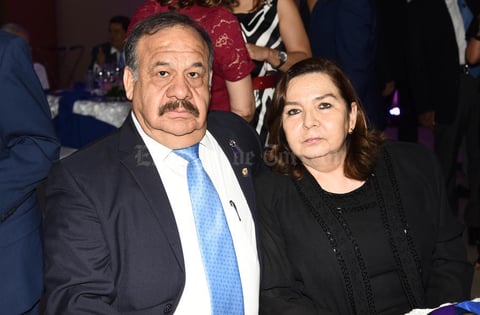 24072019 EN PAREJA.  Fernando y Mayela.