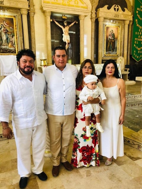 28072019 BAUTISMO.  Familia Romo Salinas y los padrinos de Pablo Ariel, Miguel y Gabriela.
