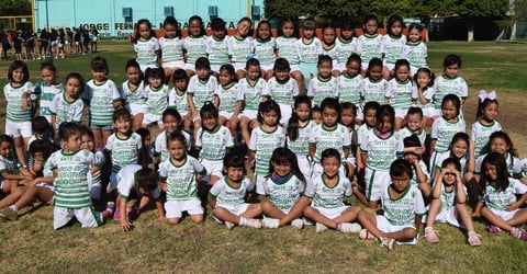 30072019 EN SU CURSO DE VERANO.  Niñas De 7 y 8 años que participaron en Mis vacaciones felices 2019.