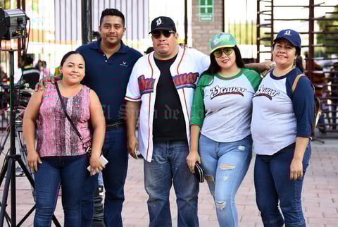 01082019 Cristina Pérez, Ismael Ramírez, Manuel Pérez, Amparo Ortíz y Sandra Martínez.