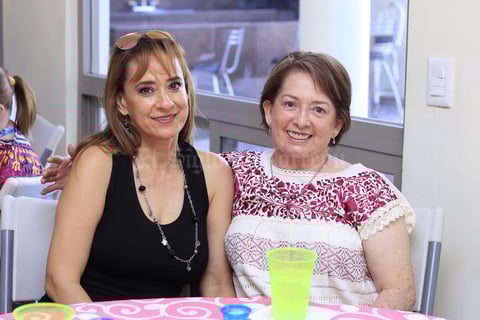 02082019 COMIDA DE CUMPLEAñOS.  Rosa Delia y Lety.