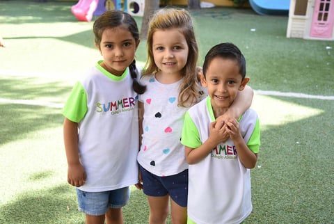 02082019 Sofía, María y Anuar.