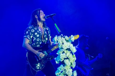 A las 21:30 horas cedió el lugar a Pepe Madero.