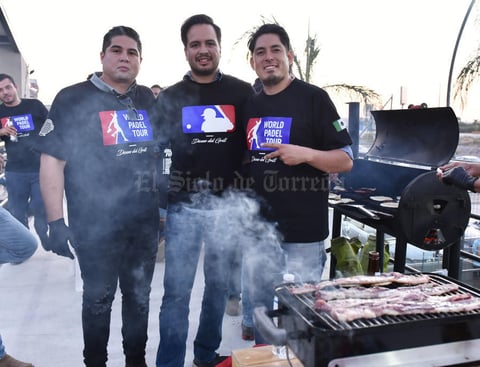 04082019 PARRILLADA.  Edgar Romero, Mario Álvarez y Roberto Tovar.