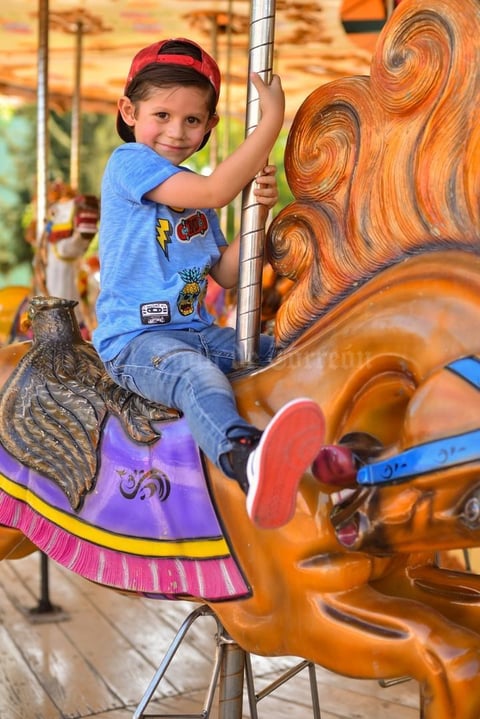 04082019 André Alvarado Hernández está cumpliendo 6 añitos de vida. Es hijo de los señores: Manolo Alvarado y Bertha Flores, y por tal motivo, se hará una fiesta en honor al pequeño en el Salón Bichos.