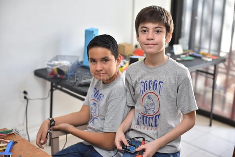 03082019 Luis y Alex.