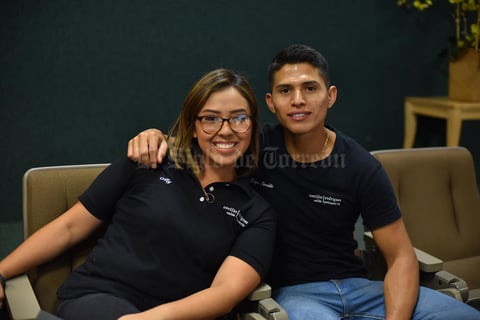 05082019 Aly y Edgar.