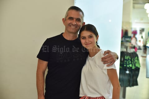 04082019 CLAUSURA DE CURSO DE VERANO.  Ricardo y Bárbara.