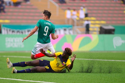 México avanza a semifinales de futbol en los Panamericanos