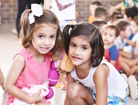 Amelia y Andrea.
