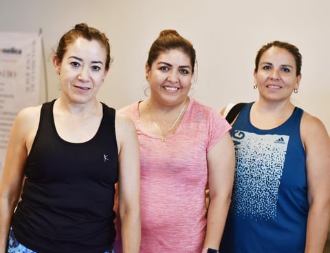 Gloria Zamudio, Ale Pérez y Lulú Tinoco