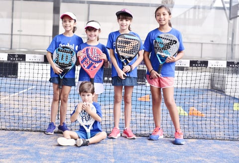 Ragina,Maria,Andrea,Arantza y Emilio.