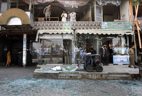La explosión causó afectaciones en edificios cercanos.