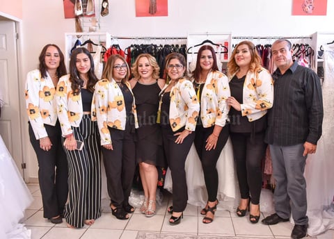 07082019 EN CASA ABIERTA.  Leticia Ramírez, Anilú Rodríguez, Nancy Luna, Lenika López, Adriana Mena, Liliana Ruiz, Karen Rodríguez y Ricardo Martell.
