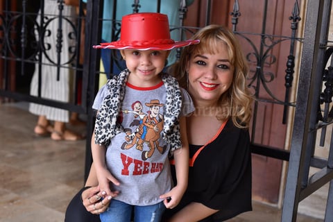 07082019 Emi Juliette y Dulce.