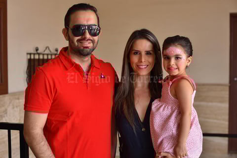 07082019 Andrés, Laura y Elena.