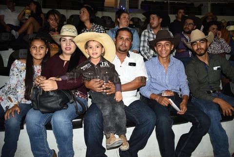 07082019 Nallely, Sofía, Luis, Matías, Harold y Fernando.