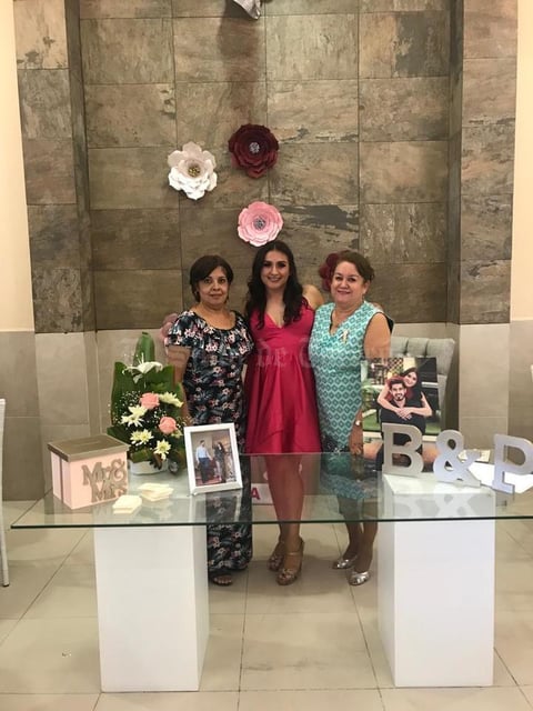 09082019 CERCANO ENLACE MATRIMONIAL.   Imelda Limones Rodríguez, Brenda Lizeth Sandoval Muñoz y su mamá María del Rosario Muñoz Orihuela.