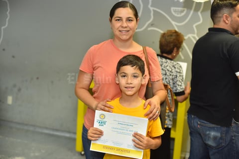 09082019 CIERRE DE CURSO DE VERANO.  Isabel y Emiliano.