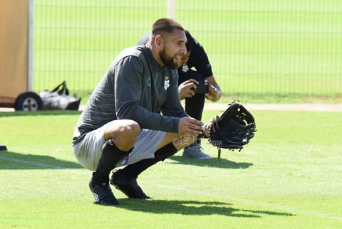 Santos realiza práctica de softbol ante su próximo duelo con Unión Laguna