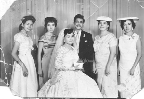 Olivia Sánchez y Rubén Gurrola, 61 años de matrimonio. 2 de agosto de 1958.
