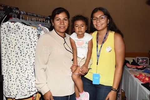 10082019 África Vázquez, Miranda y Frida Flores.