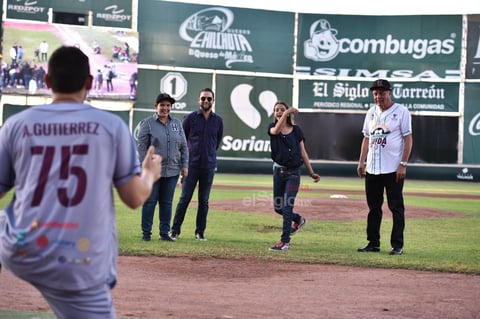 Algodoneros y Guerreros se enfrentan en el Estadio Revolución