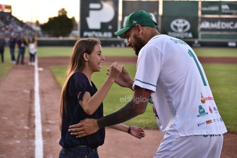 Algodoneros y Guerreros se enfrentan en el Estadio Revolución