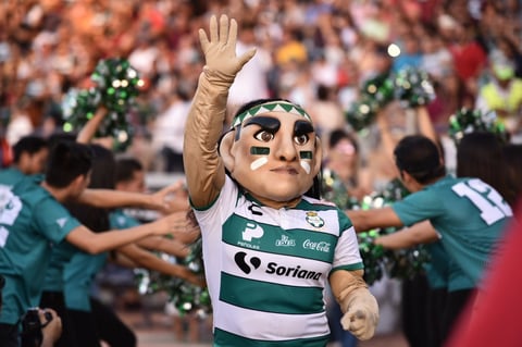 Algodoneros y Guerreros se enfrentan en el Estadio Revolución