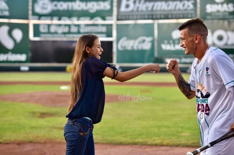 Algodoneros y Guerreros se enfrentan en el Estadio Revolución