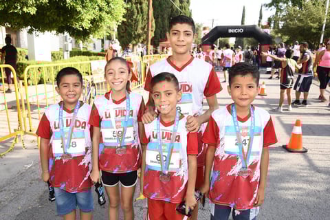 13082019 Mateo, Daniela, Dinay, Jonathan y Diego.