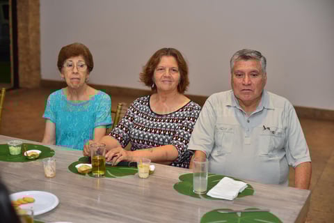 14082019 Rosy, Emigdia y Arturo.