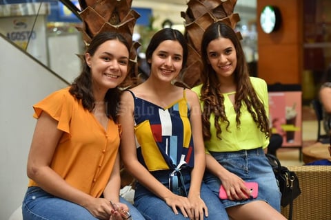 14082019 Alejandra, Paola y Adriana.