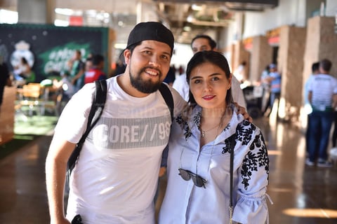14082019 EN EL TSM.  Disfrutan el partido del Santos.