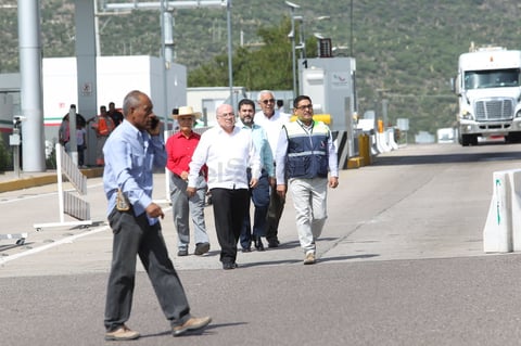 Reconoció que hubo momentos en que los mismos ejidatarios perdían las esperanzas y ya no querían saber nada de pláticas con autoridades tanto estatales como federales.