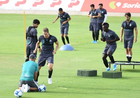 Santos continúa su preparación para mantenerse en la cima de la Liga MX