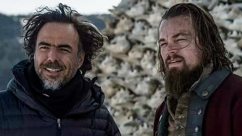 Para 2015, el cineasta estrenó El renacido, cinta con la cual se llevó el Oscar como Mejor Director, hecho que lo convirtió en uno de los tres realizadores que se ha llevado el galardón en esa categoría durante dos años consecutivos a lo largo de la historia de los premios.