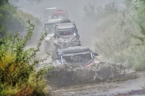Viven fiesta deportiva con la carrera 'Coahuila 1000 Desert Rally'