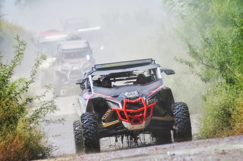 Viven fiesta deportiva con la carrera 'Coahuila 1000 Desert Rally'