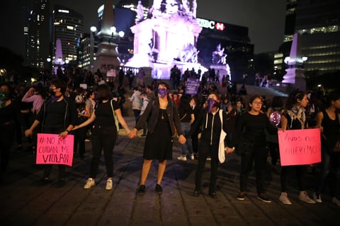 Agresiones y daños tras marcha feminista en CDMX