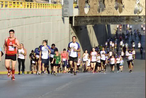 Laguneros corren la 5 y 10 K de Chilchota