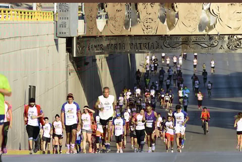 Laguneros corren la 5 y 10 K de Chilchota